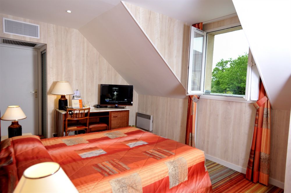 Au Relais Du Gue De Selle Hotel Mezangers Exterior photo