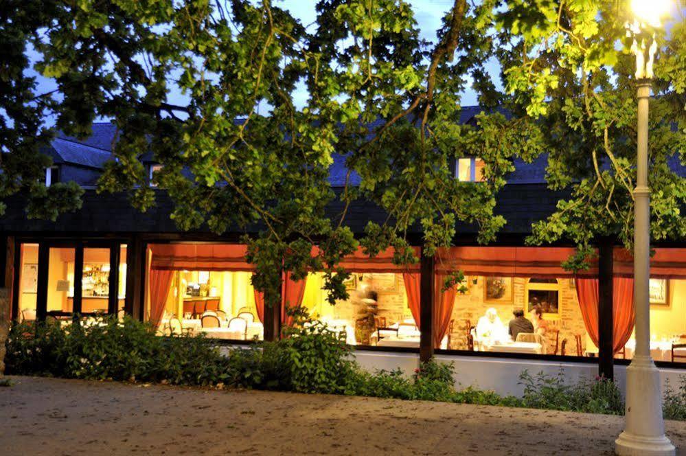 Au Relais Du Gue De Selle Hotel Mezangers Exterior photo